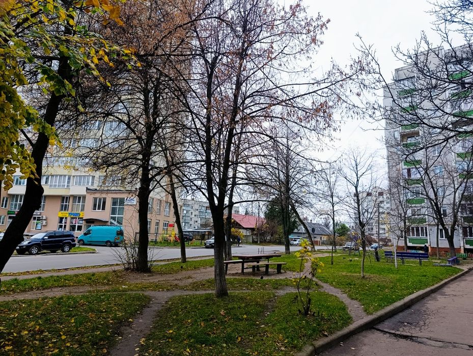 Продам квартиру по вул Чорновола 15. Центр.