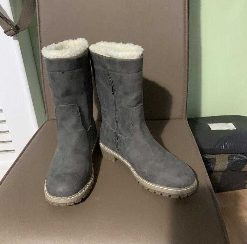 зимние сапоги на меху р 39 Worn Германия