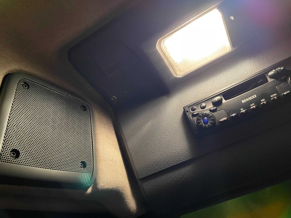 Renault- Midlum dystrybucyjny 180Dci