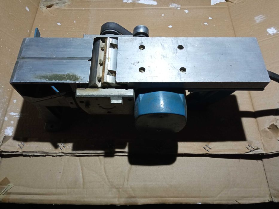 Strug elektryczny Rebir heblarka 1150 Watt , 10cm strugania