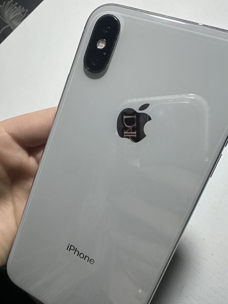 iPhone X 99% baterii jak nowy 64GB