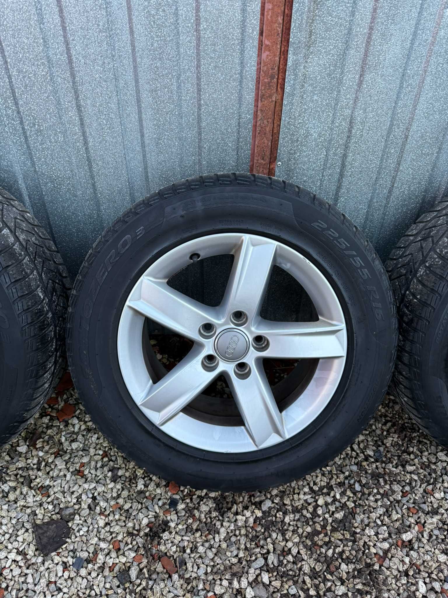 Audi 66.6mm ! A4 B8 ! A5 Alufelgi 16 cali opony zimowe 225/55/16