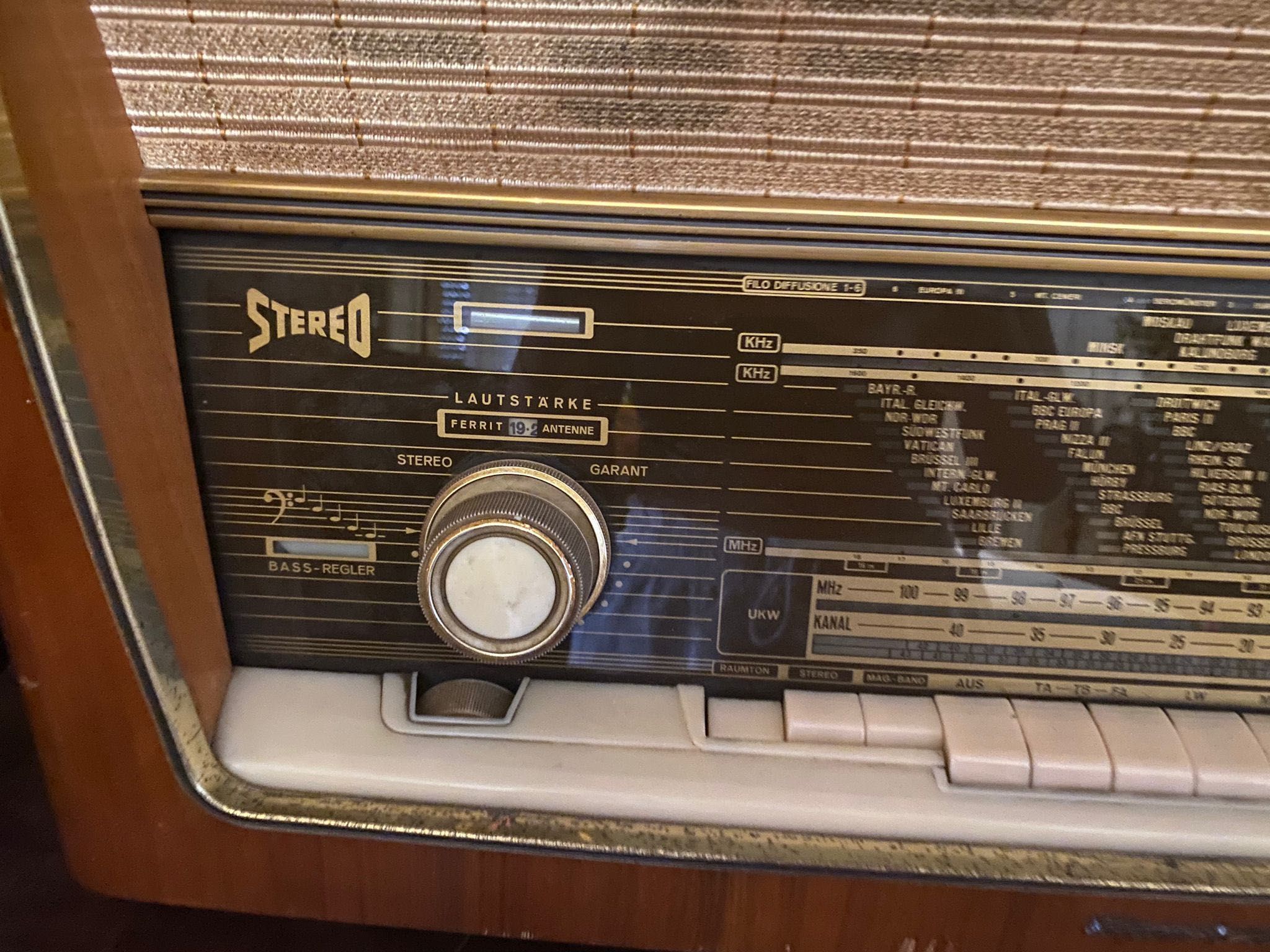 Radio Stereo Graetz