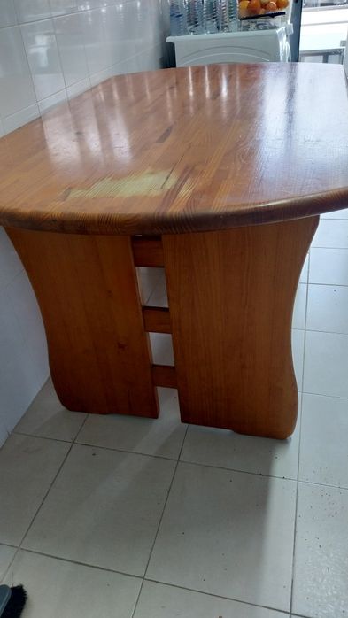 Mesa madeira maciça
