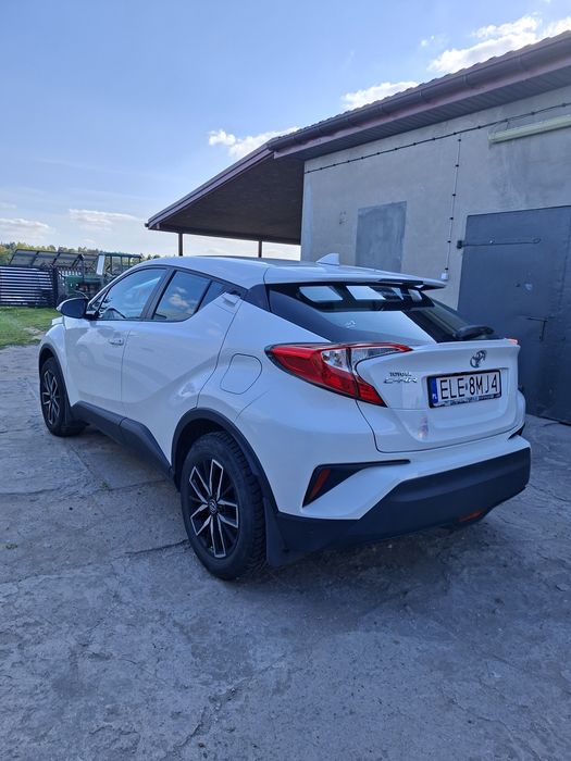 Sprzedam Toyotę CHR