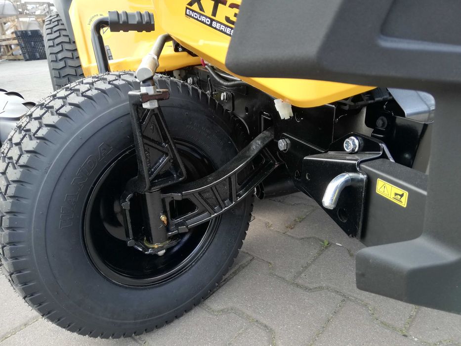 Traktor ogrodowy Cub Cadet XT3QS127 Kawasaki 22KM blokada dyferencjału