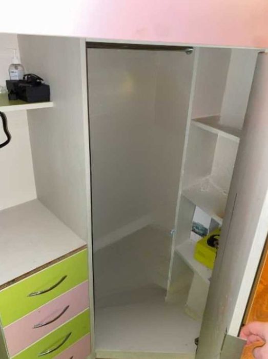 Детская кровать-комод с учебным местом и шкафом