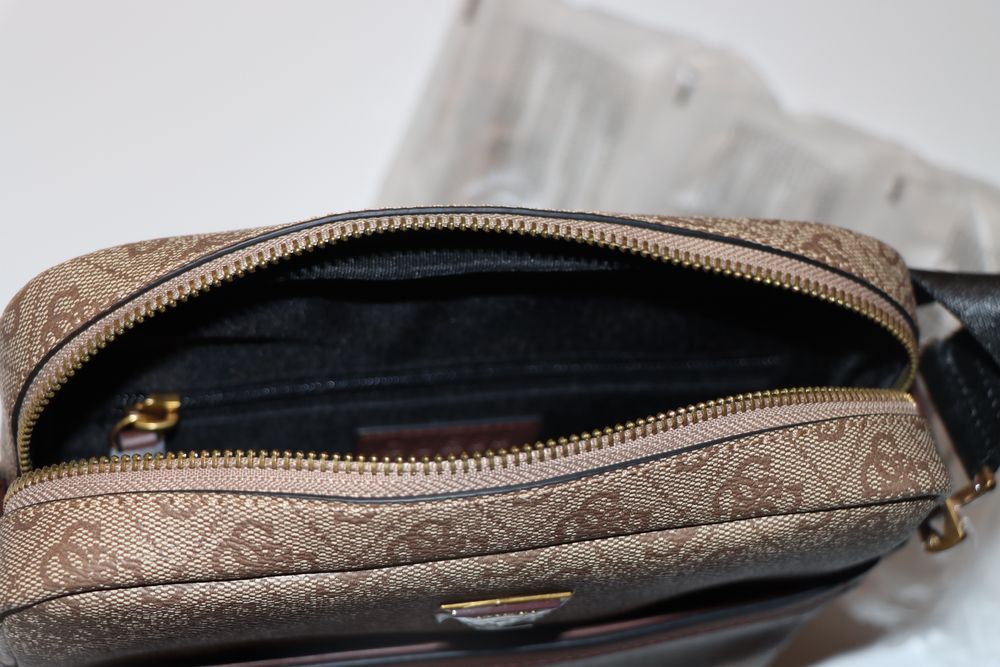 GUESS bolsa beje