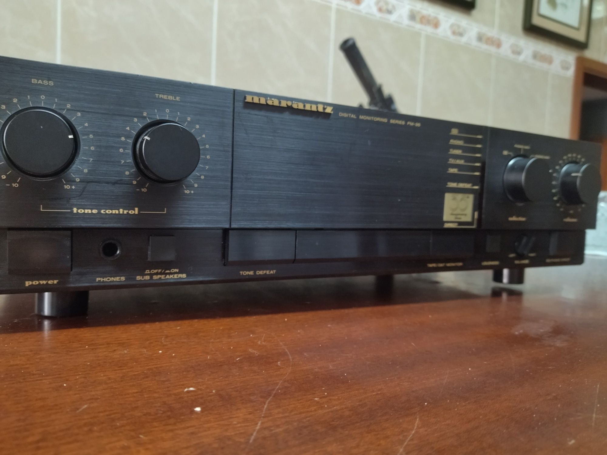 Amplificador Marantz pm 35.