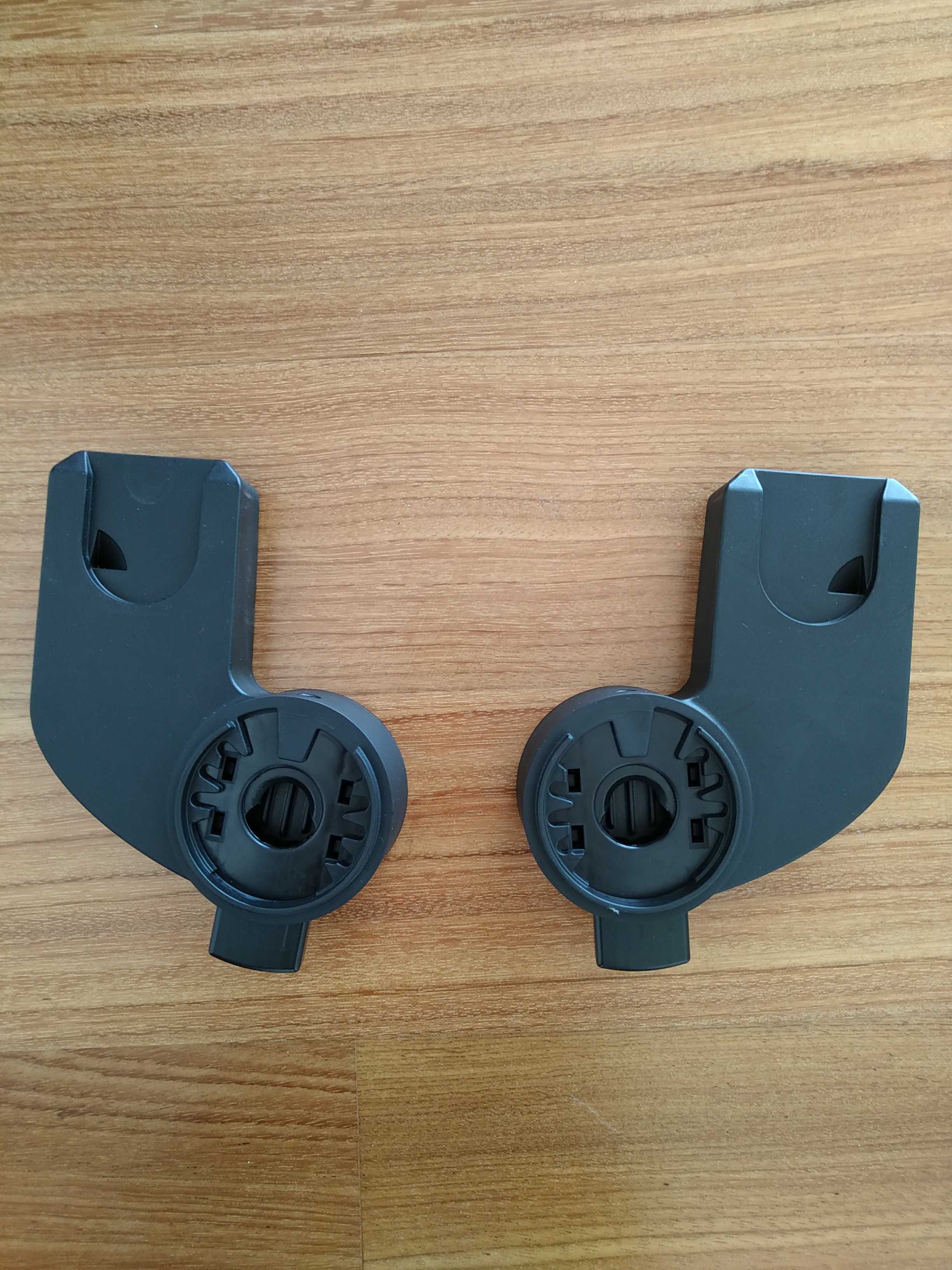Carrinho de bebé Quinny (usado poucas vezes) + ovo Cybex + isofix