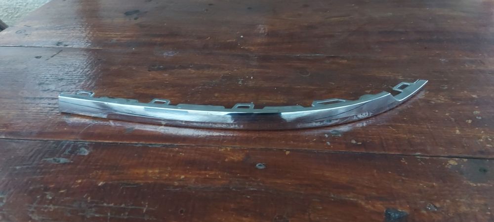 Задній правий хром на бампер до Tiguana 2020р.