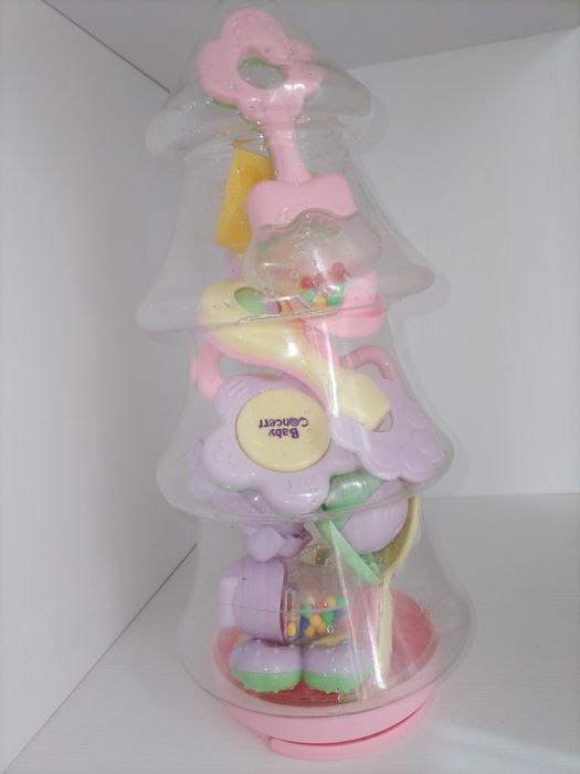 Іграшки, брязкальця від народження