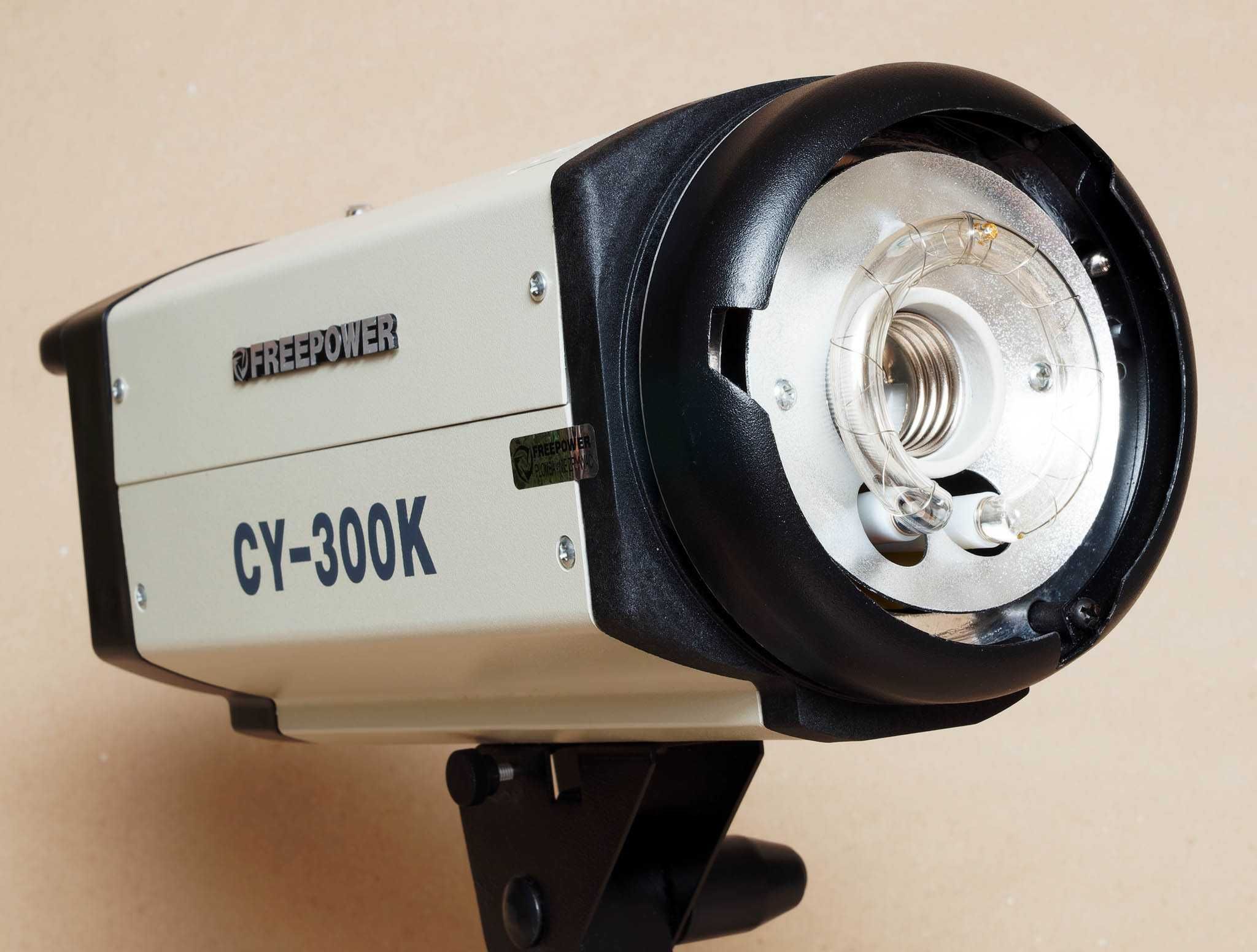 Studyjna lampa błyskowa Freepower CY-300K