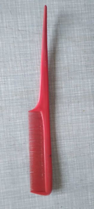 Grzebień z okresu PRL