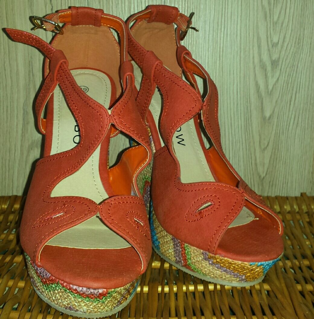 Rainbow buty na koturnie