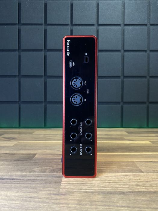 Focusrite Scarlett 4i4 3rd gen