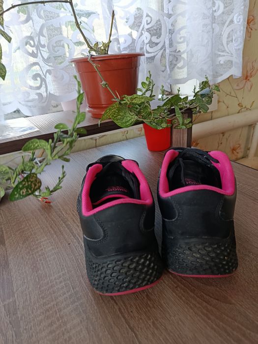 Кросівки жіночі,Демі,25.5