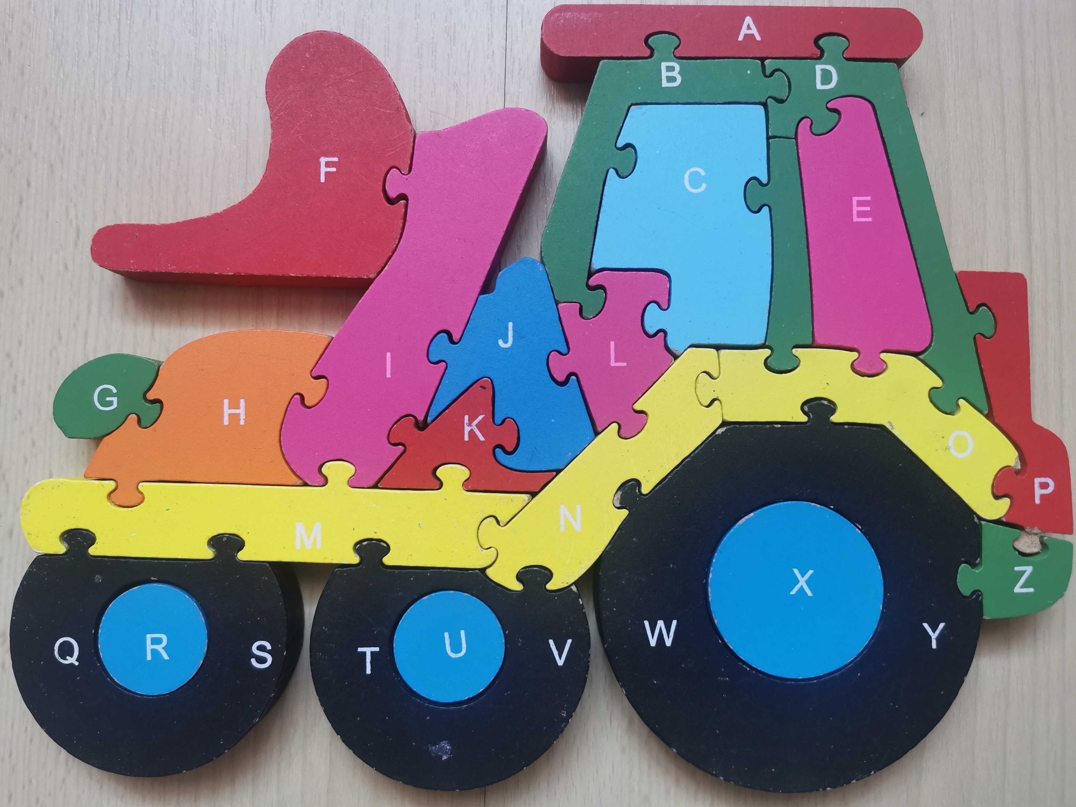 Klocki drewniane puzzle układanka, kolorowy traktor ciągnik