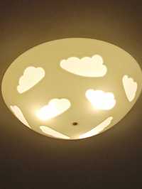 Lampa sufitowa Ikea chmurki do pokoju dziecięcego