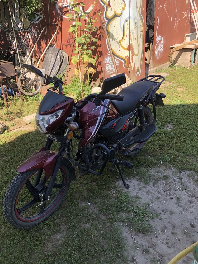 Продам мопед спарк 125