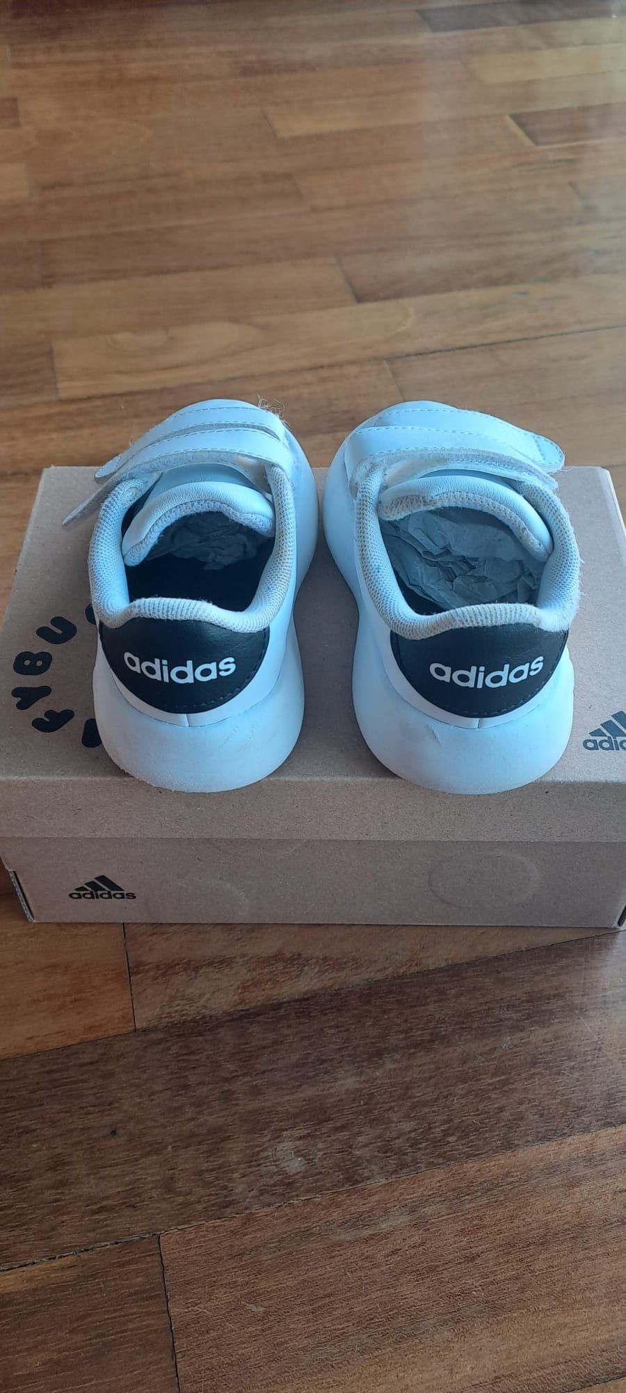 Sapatilhas Adidas BubbleComfy 25