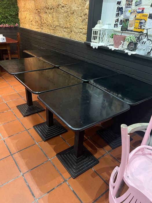 Mesas café / restaurante em ótimo estado