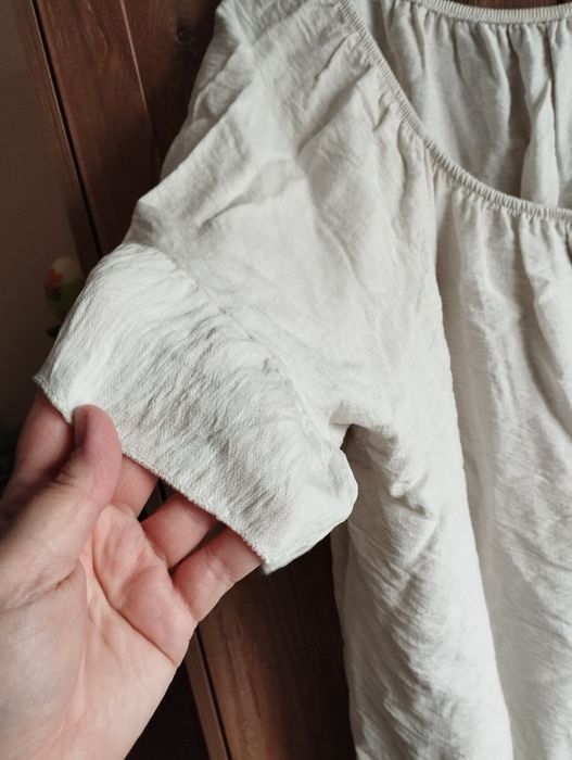 Bluzeczka elegancka beżowa z wiskozy włoskiej