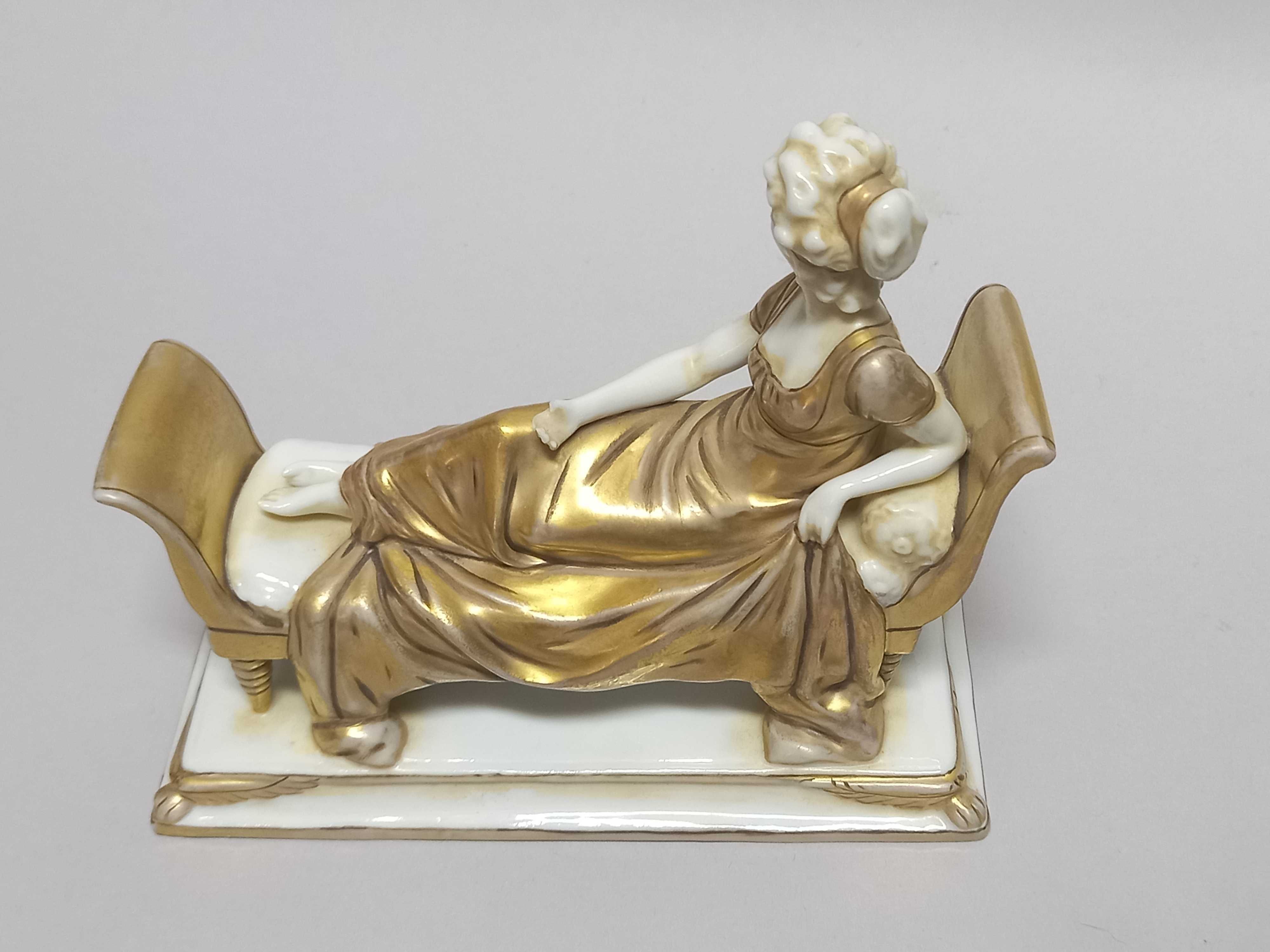 Madame Recamier, figurka Scheibe-Alsbach Turyngia, proj. Otto Poertzel