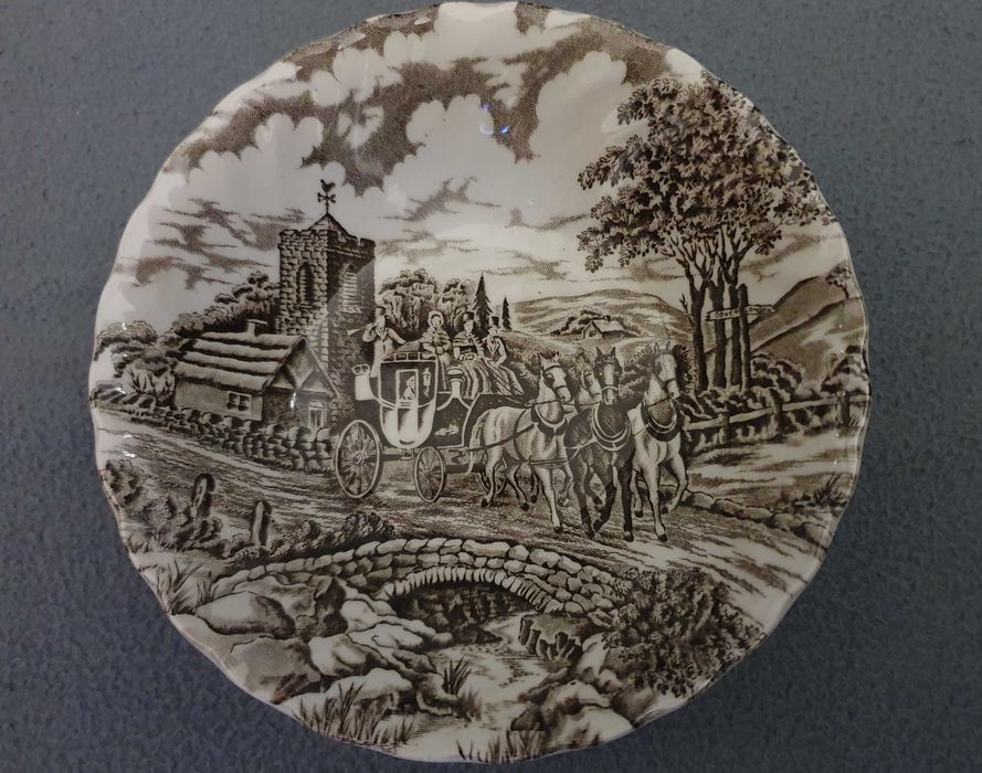 Taça Myott Royal Mail Fine Staffordshire Ware - England - Anos 70