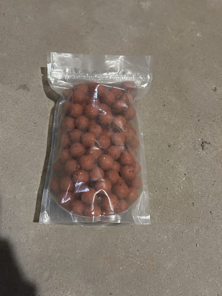 Kulki zanętowe truskawka 20mm w zalewie
