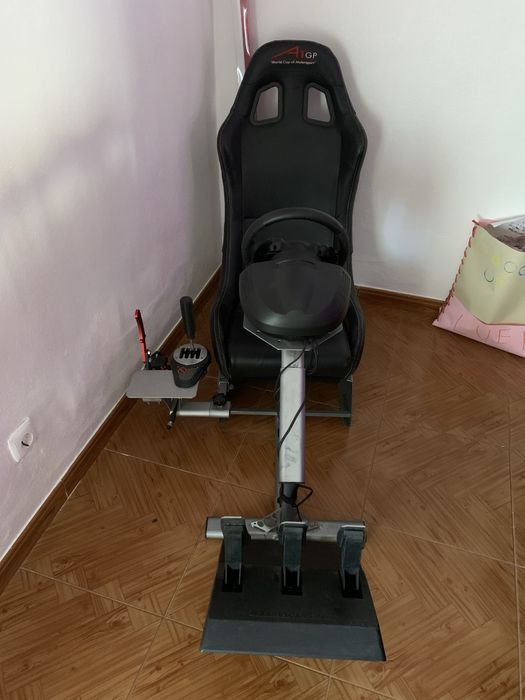 Simulador Thrustmaster TMX Pro
