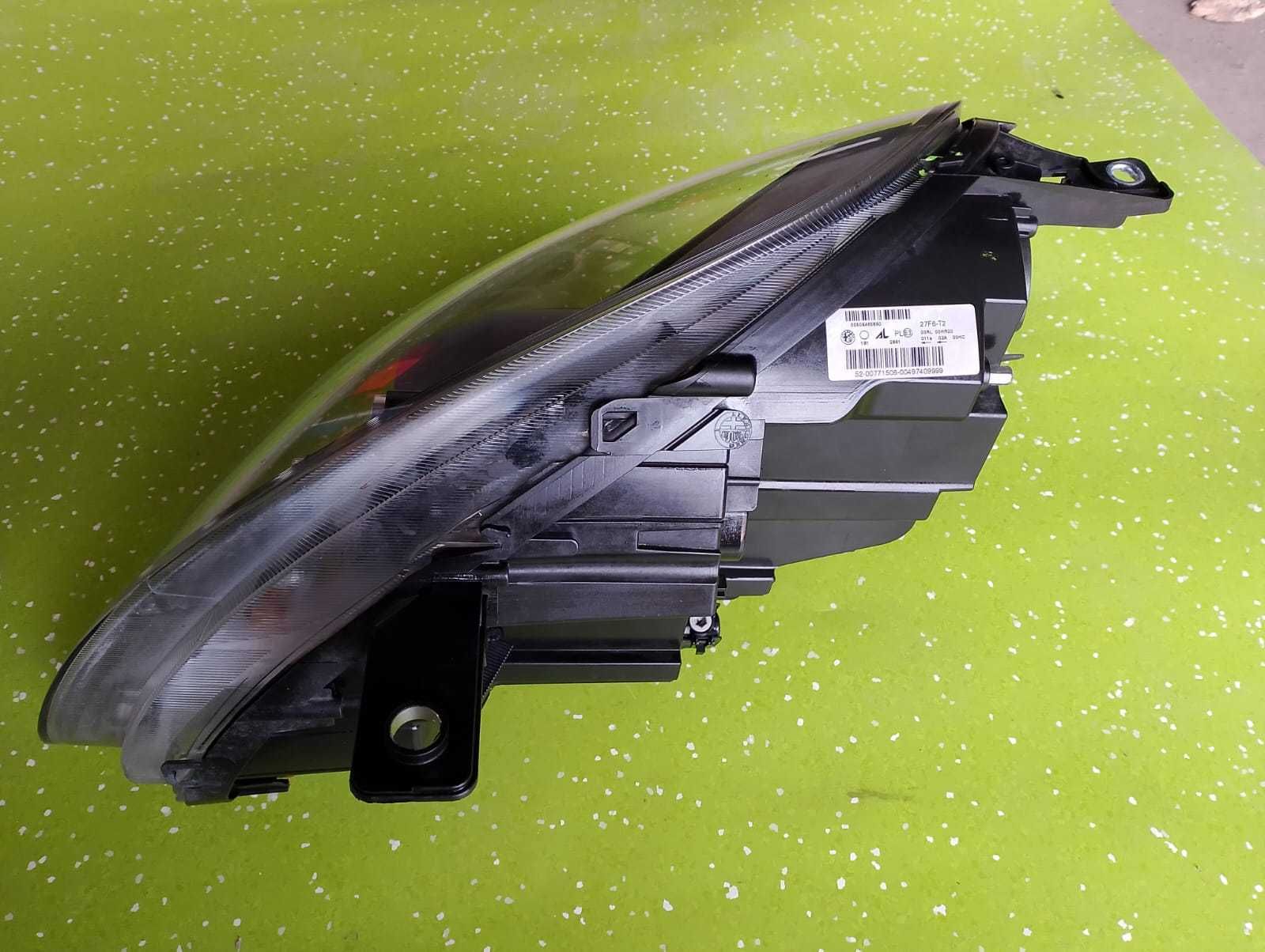 Alfa Romeo Giullieta Reflektor Lampa Led Prawa Kompletna Europa