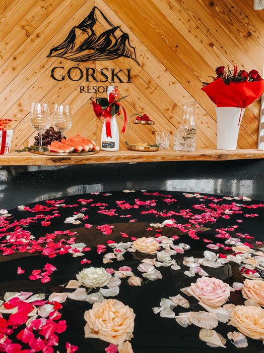 Apartament z jacuzzi Noclegi Zakopane Jesień w górach Jacuzzi w cenie