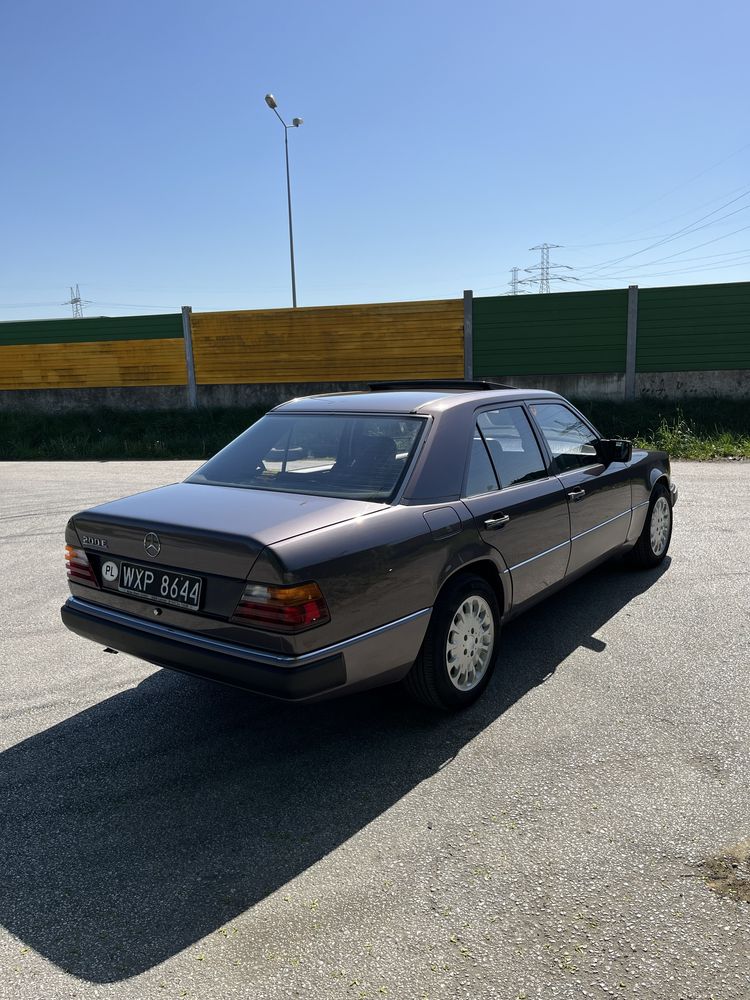 Mercedes-Benz W124 200E 1991 rok Zamiana