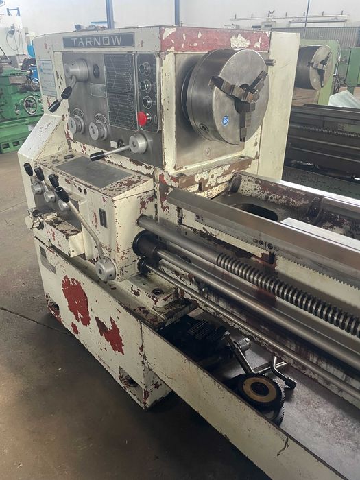 Torno mecânico TARNOW 2000