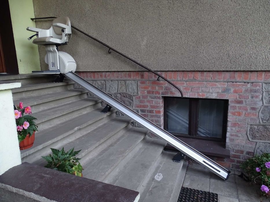 Krzesełko schodowe inwalidzkie, winda