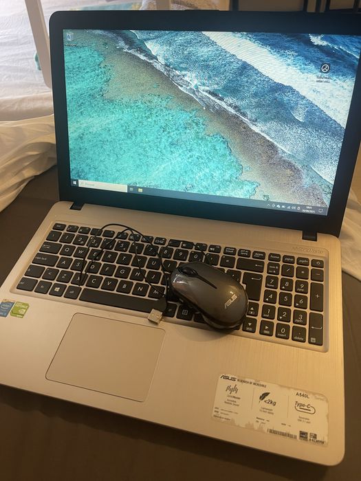 Computador portátil Asus