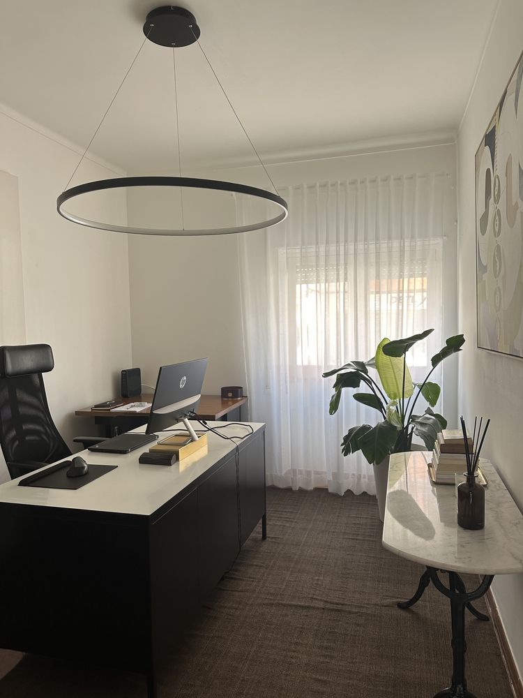 Secretaria em metal com 6 gavetas