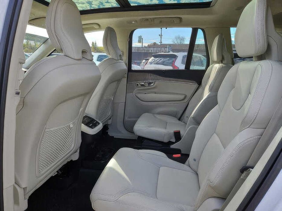 Volvo XC90 B6 Ultimate Bright      2024