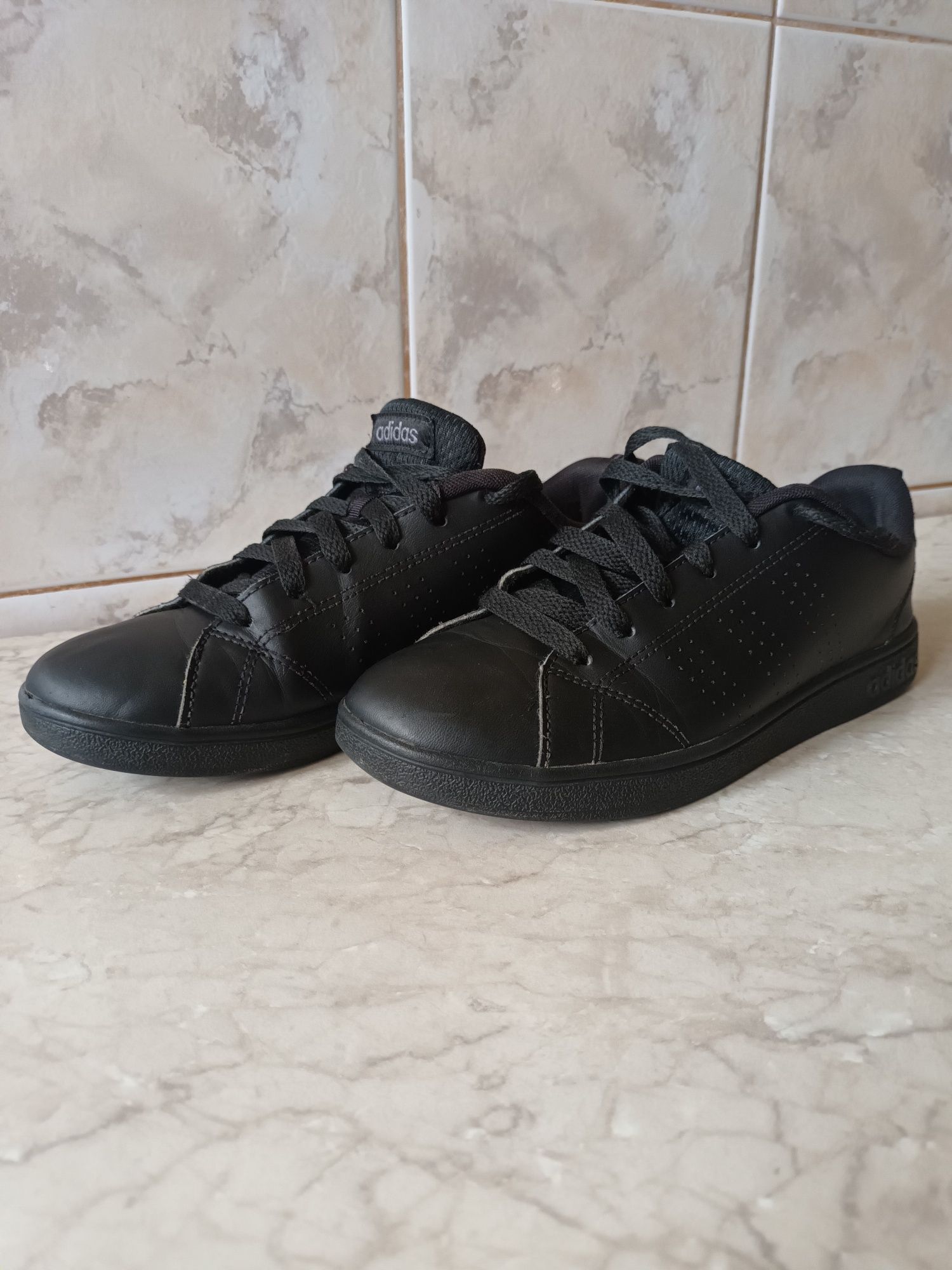 Buty adidas rozm.35.5