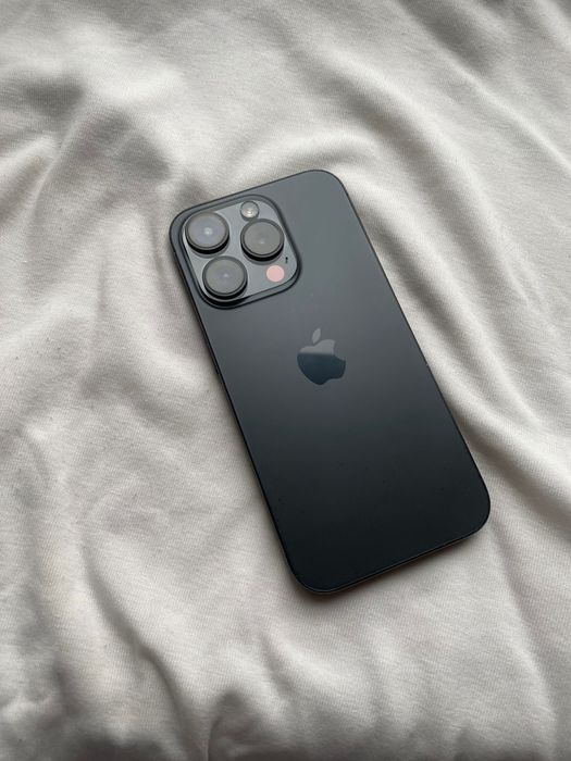 iPhone 15 pro 256 Gb Black Titanium Neverlock Айфон 15 про 256 чорний