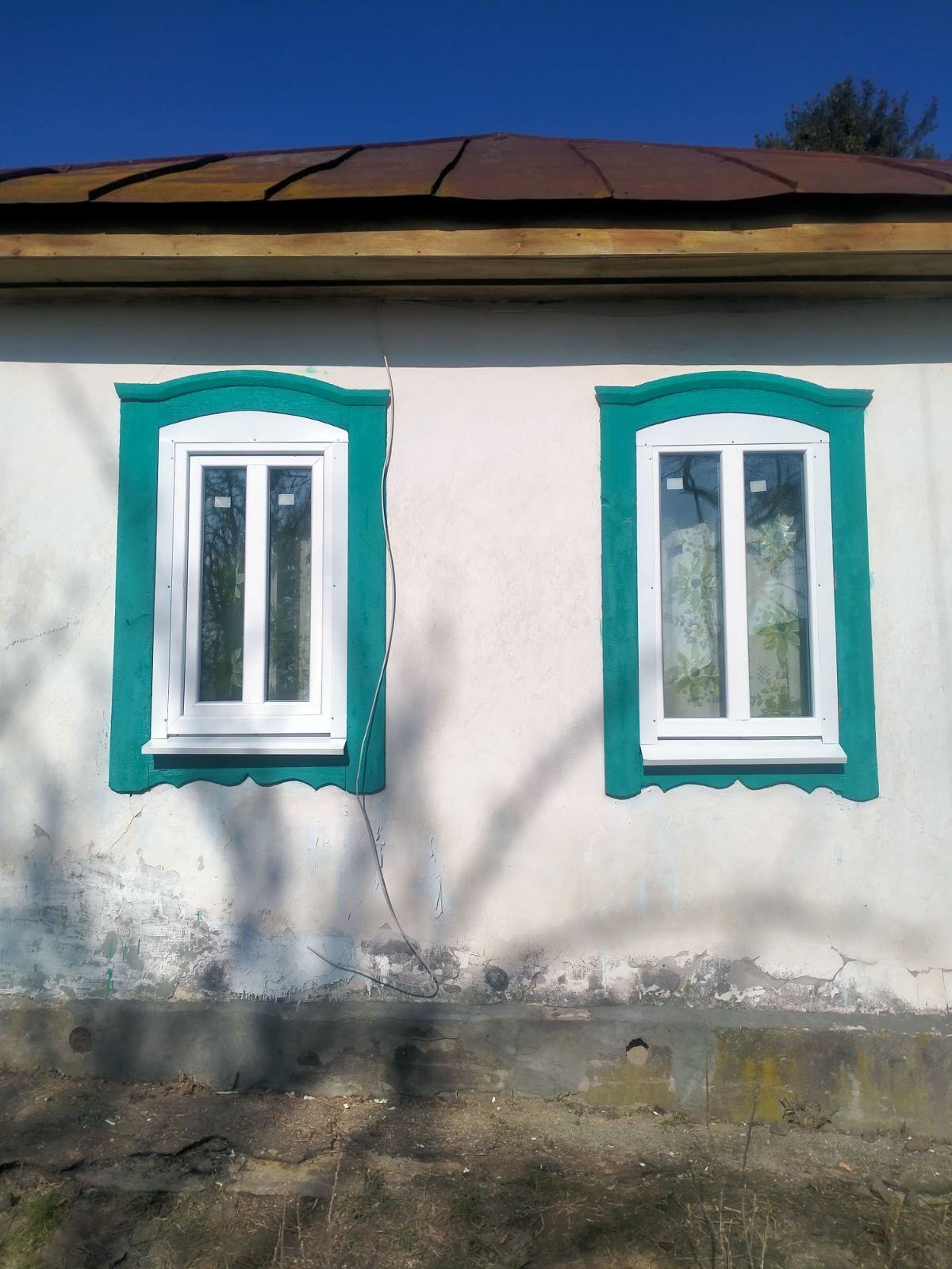 Установка вхідних та міжкімнатних дверей, металопластикових вікон