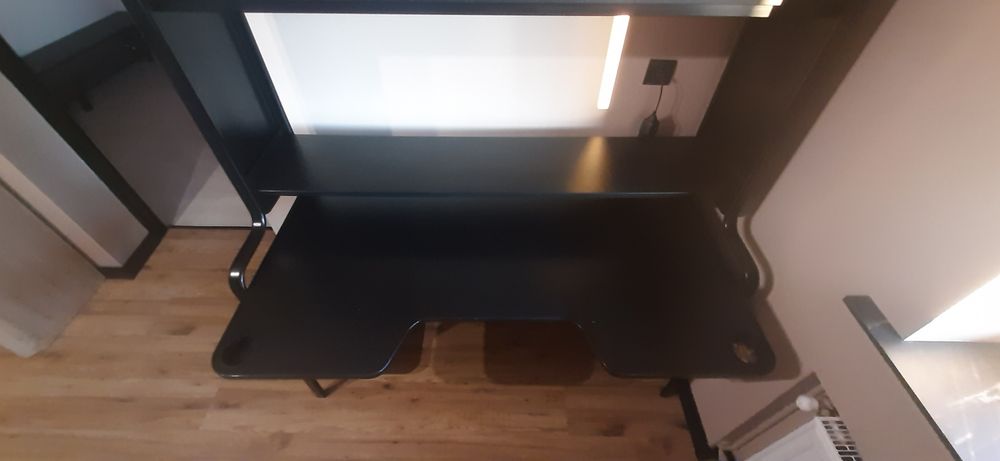 Biurko ikea Fredde