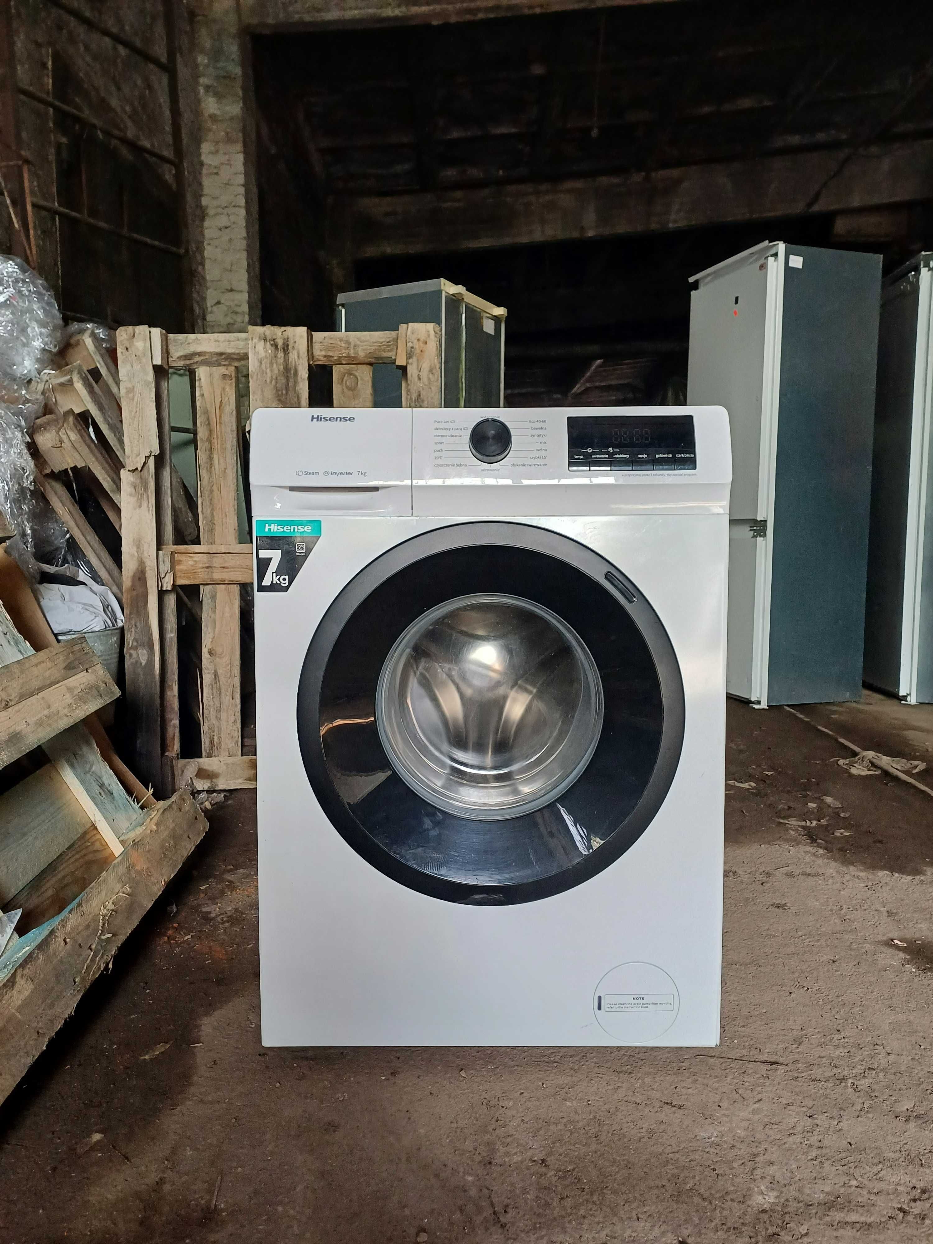 Вузька пральна машина Hisense WFQP7012EVM (7 кг) з Європи