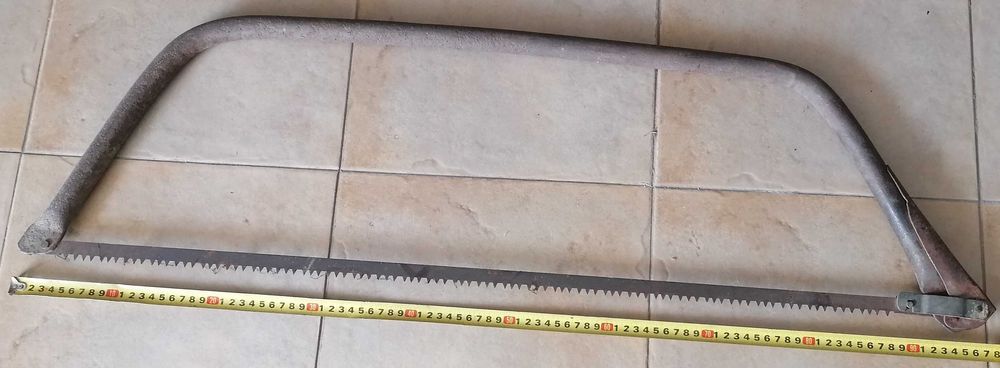 Serra ou serrote lenha ou outros, 90 cm, por 5€