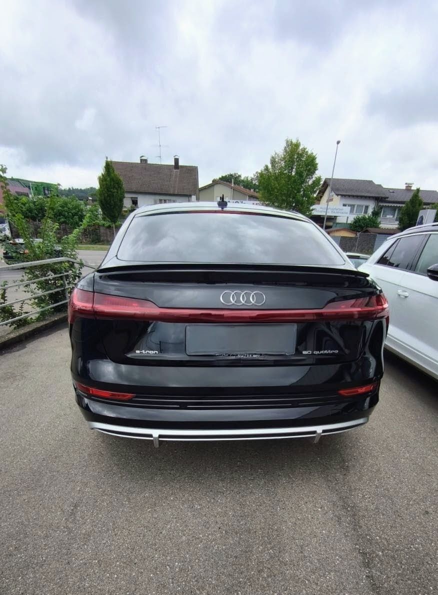Audi etron 50 quattro Sportback S-line