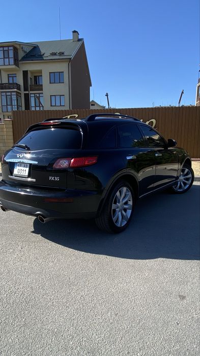 Продам Infiniti FX35 S50