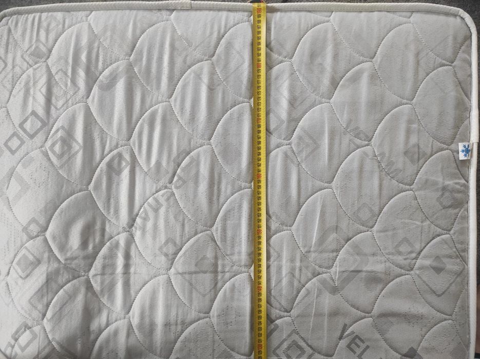 Продам б/у матрас