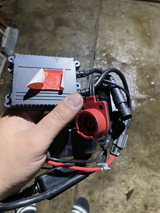 Лампочка D2R авто і блоки ксенона з проводкою