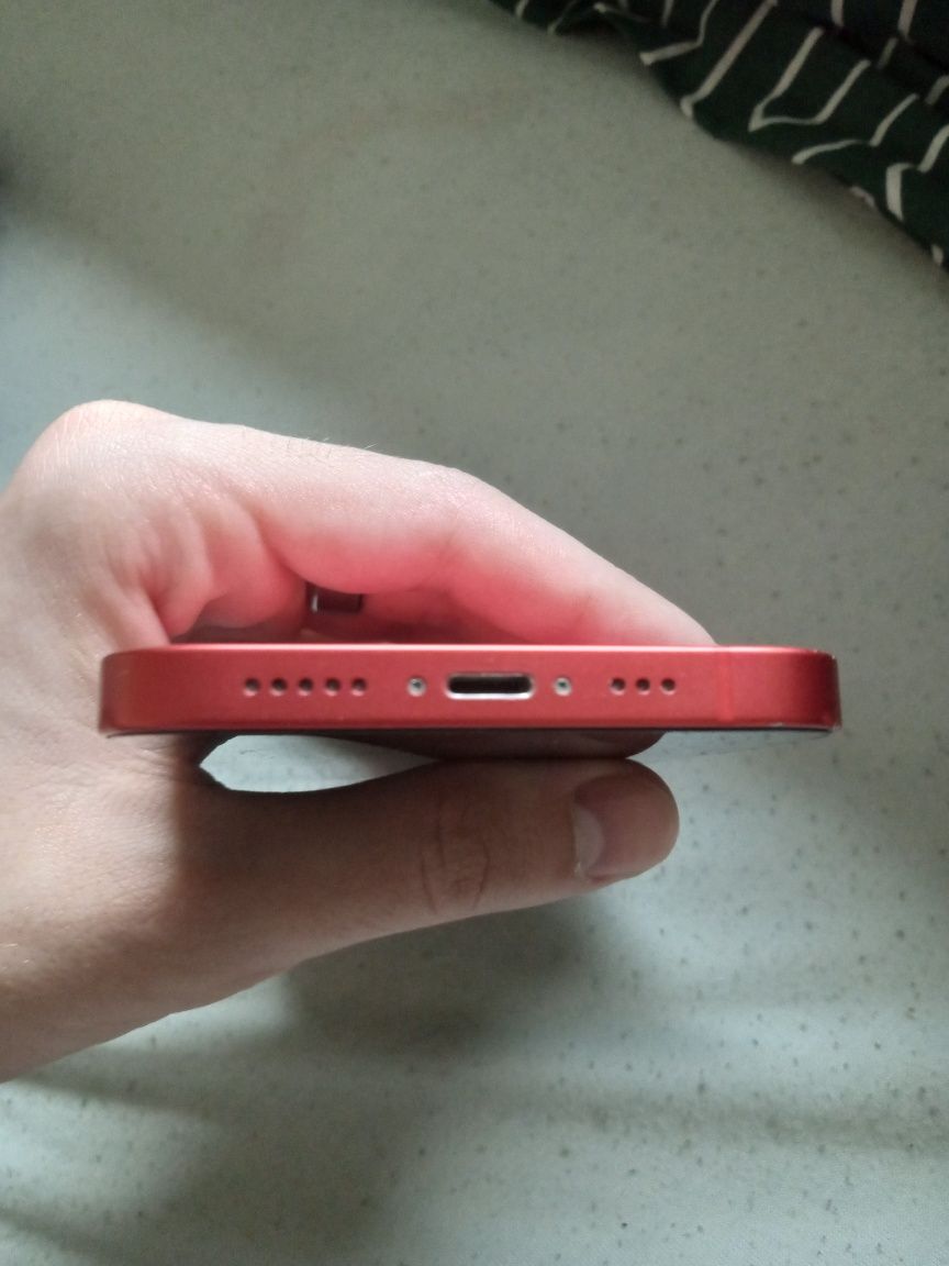 iPhone 12 Red 4/64 на запчастини